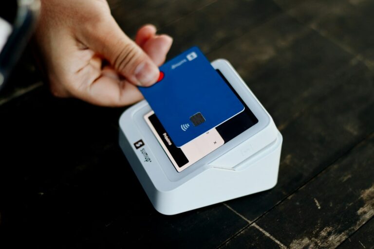 how to spend USDT with a card